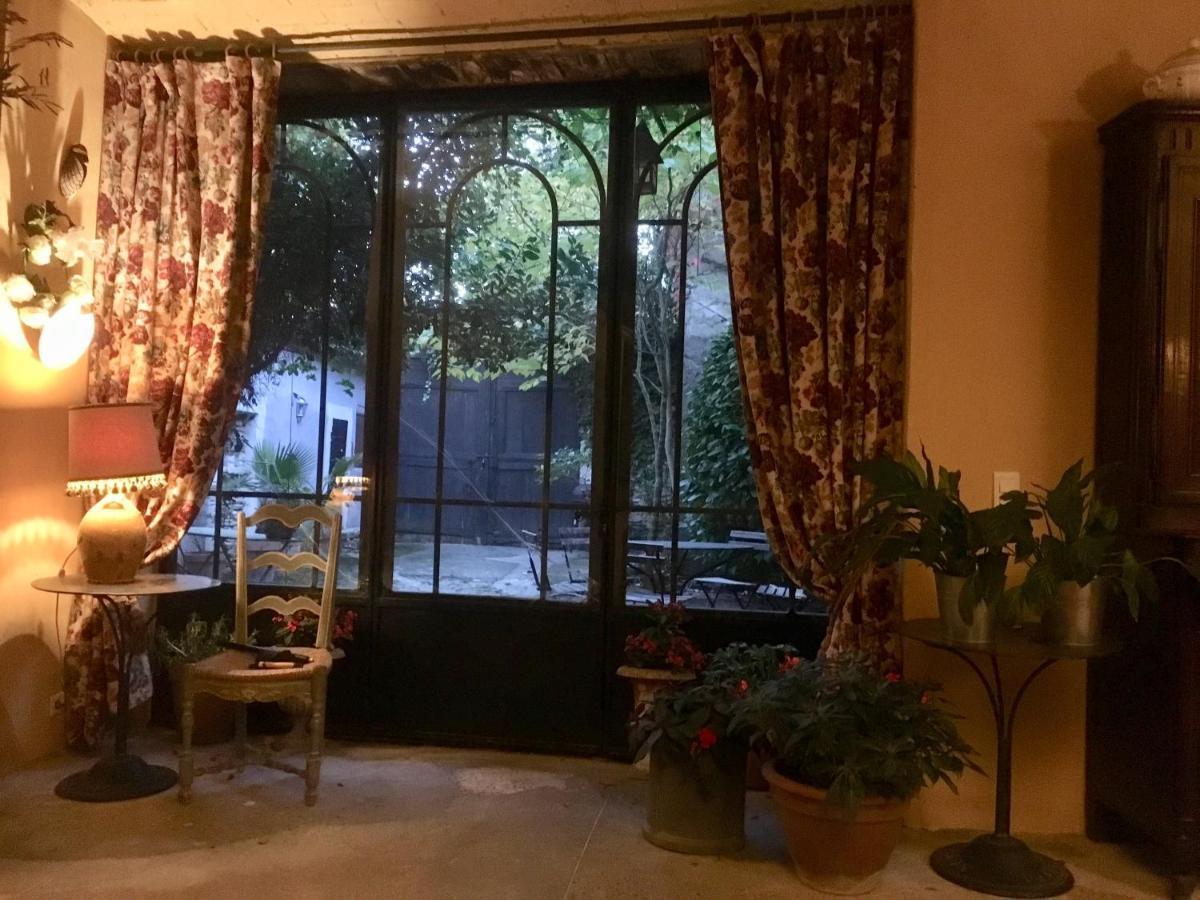Campagne Baudeloup Bed & Breakfast L'Isle-sur-la-Sorgue Bagian luar foto
