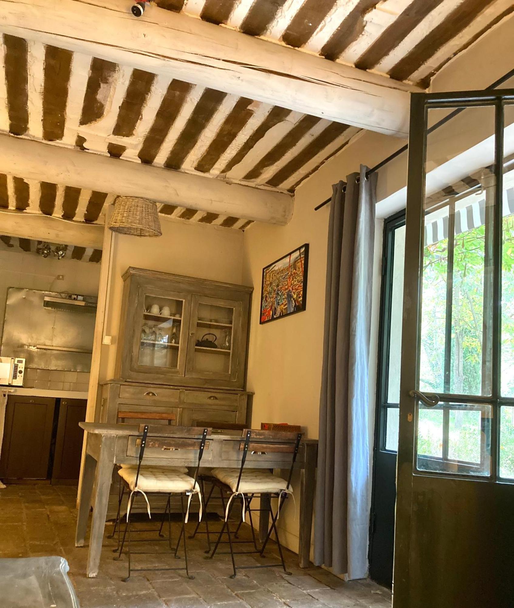 Campagne Baudeloup Bed & Breakfast L'Isle-sur-la-Sorgue Bagian luar foto