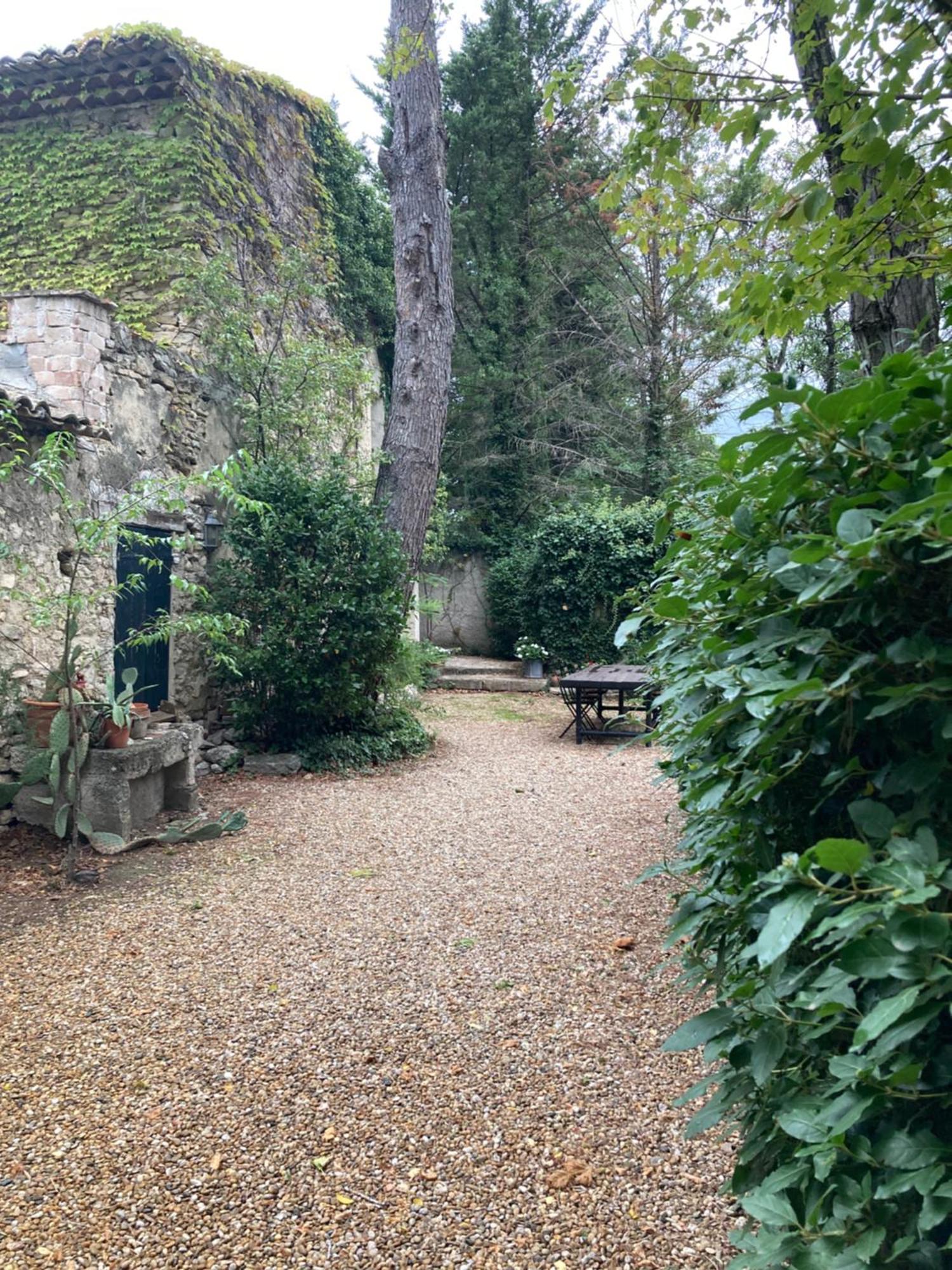 Campagne Baudeloup Bed & Breakfast L'Isle-sur-la-Sorgue Bagian luar foto