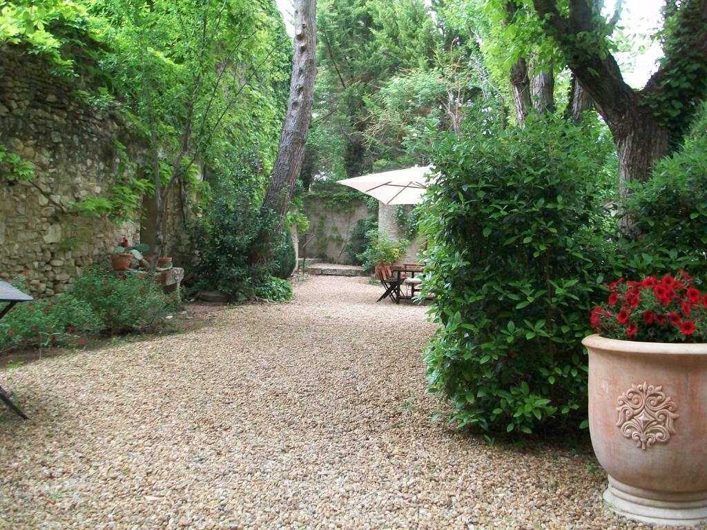 Campagne Baudeloup Bed & Breakfast L'Isle-sur-la-Sorgue Bagian luar foto