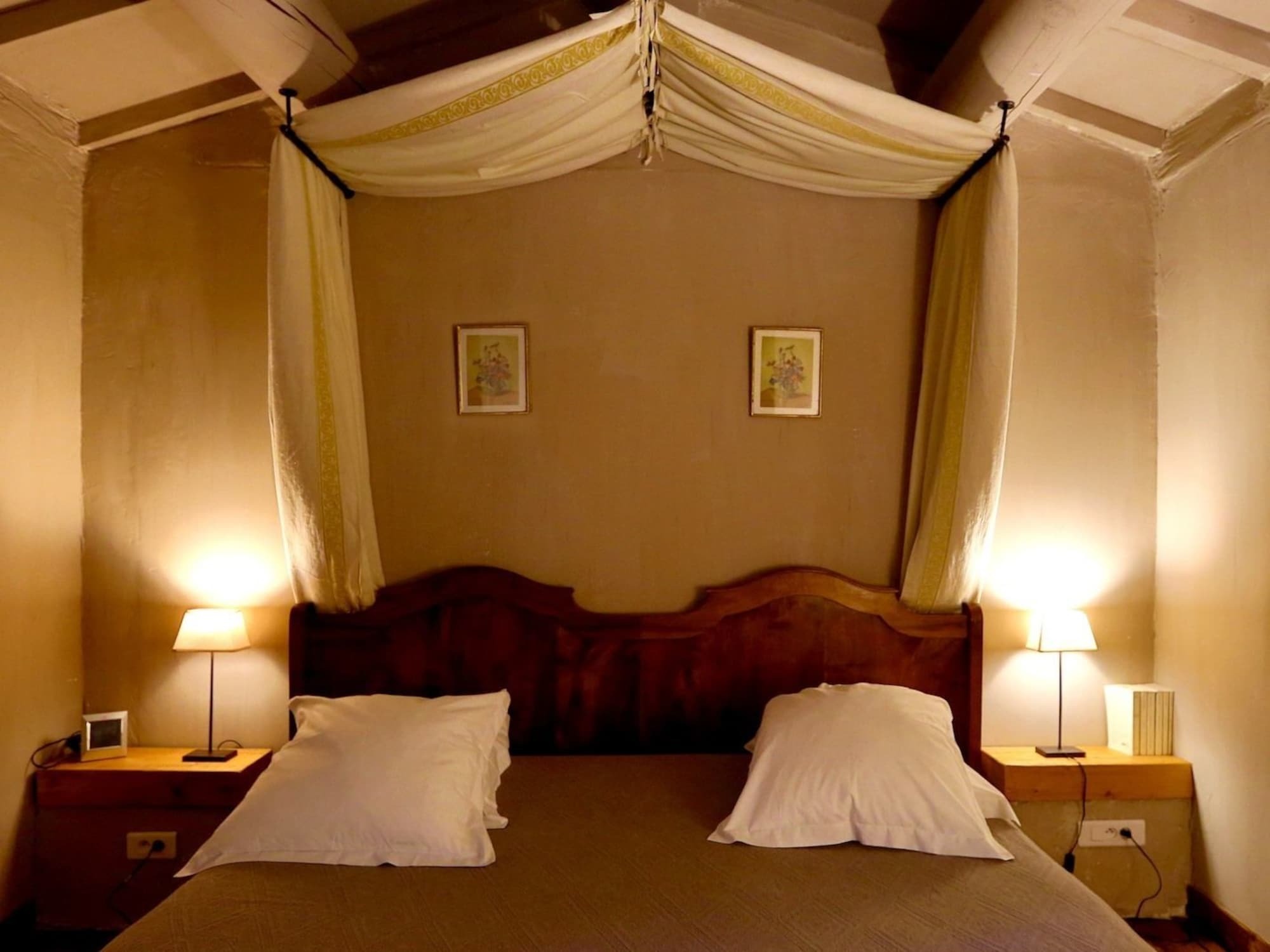 Campagne Baudeloup Bed & Breakfast L'Isle-sur-la-Sorgue Bagian luar foto